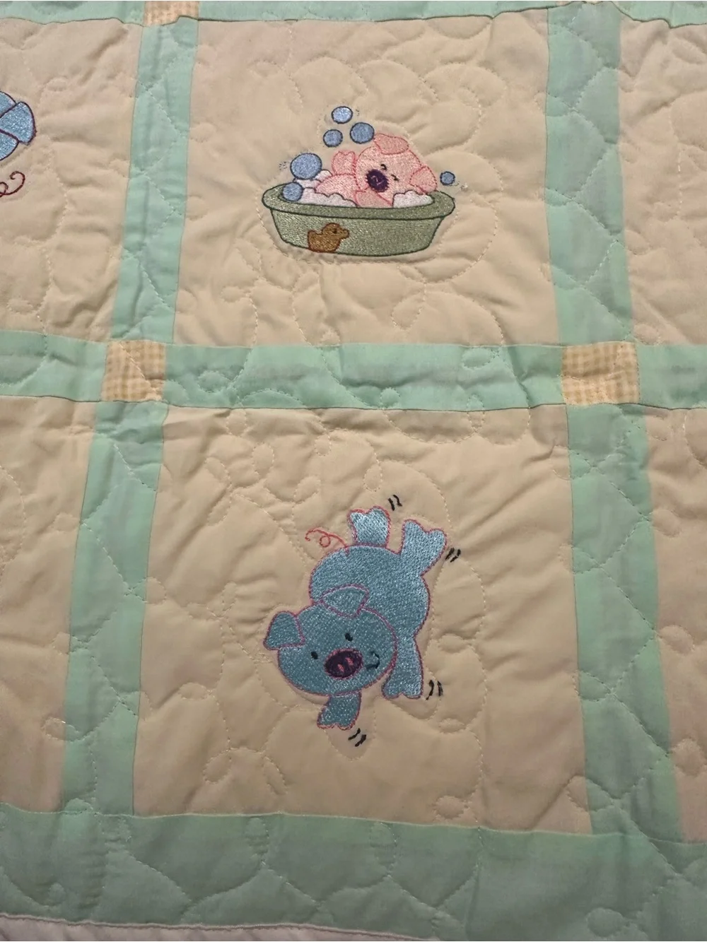 Cute Animal Patchwork Baby Quilt in Mint and Cream